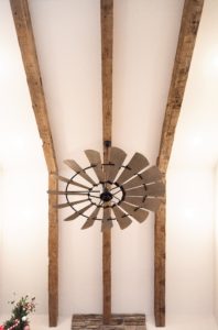 Southend-Reclaimed-Hand-Hewn-Beams-2