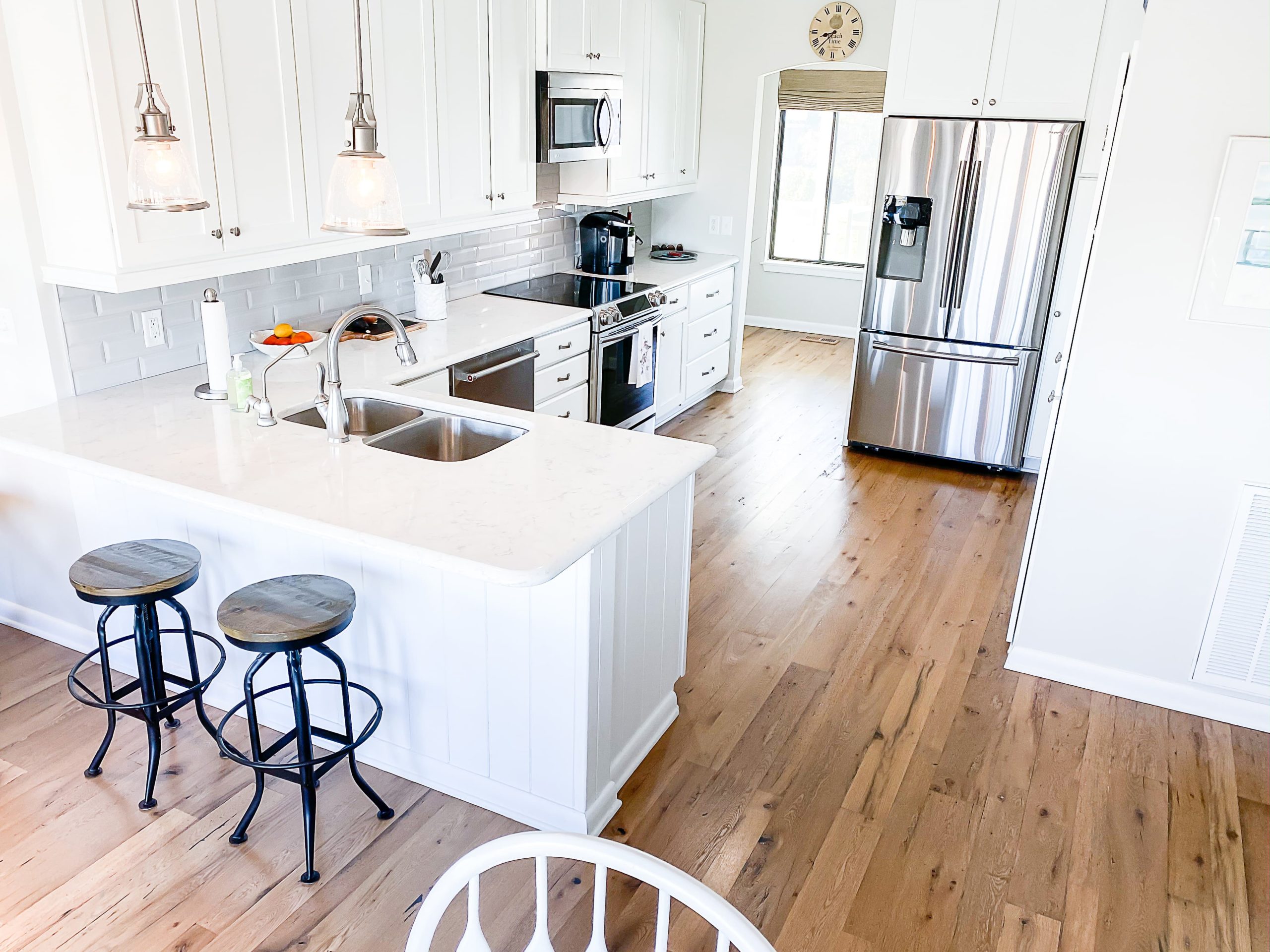 Antique White Oak Smooth Face Flooring