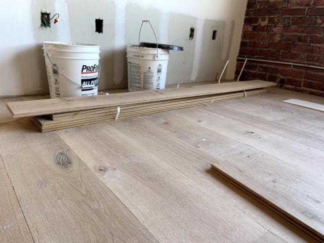 wide-plank-antique-white-oak-11