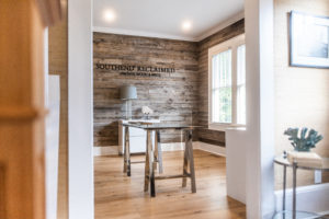 Southend Reclaimed Concept Cottage Weathered Grey Barnsiding + Smooth Face Oak Flooring