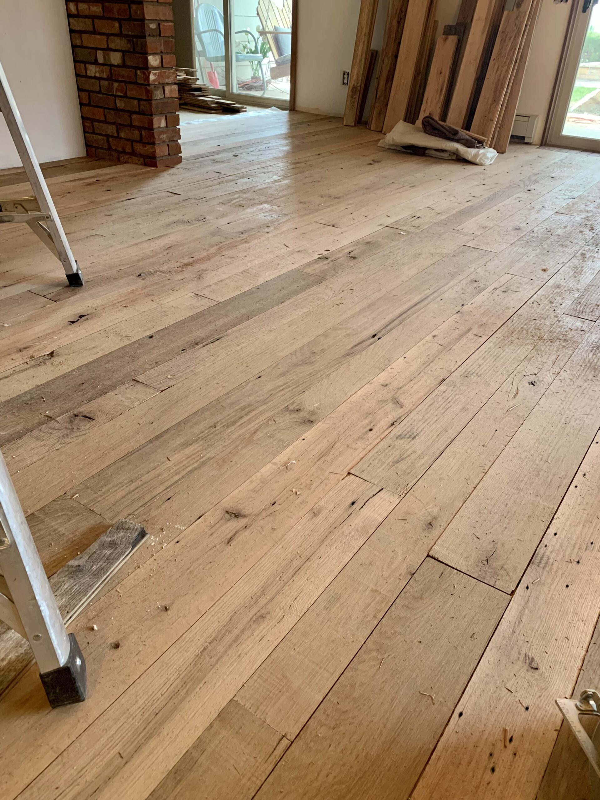 southend-reclaimed-smooth-face-mixed-oak-flooring-unfinished-3