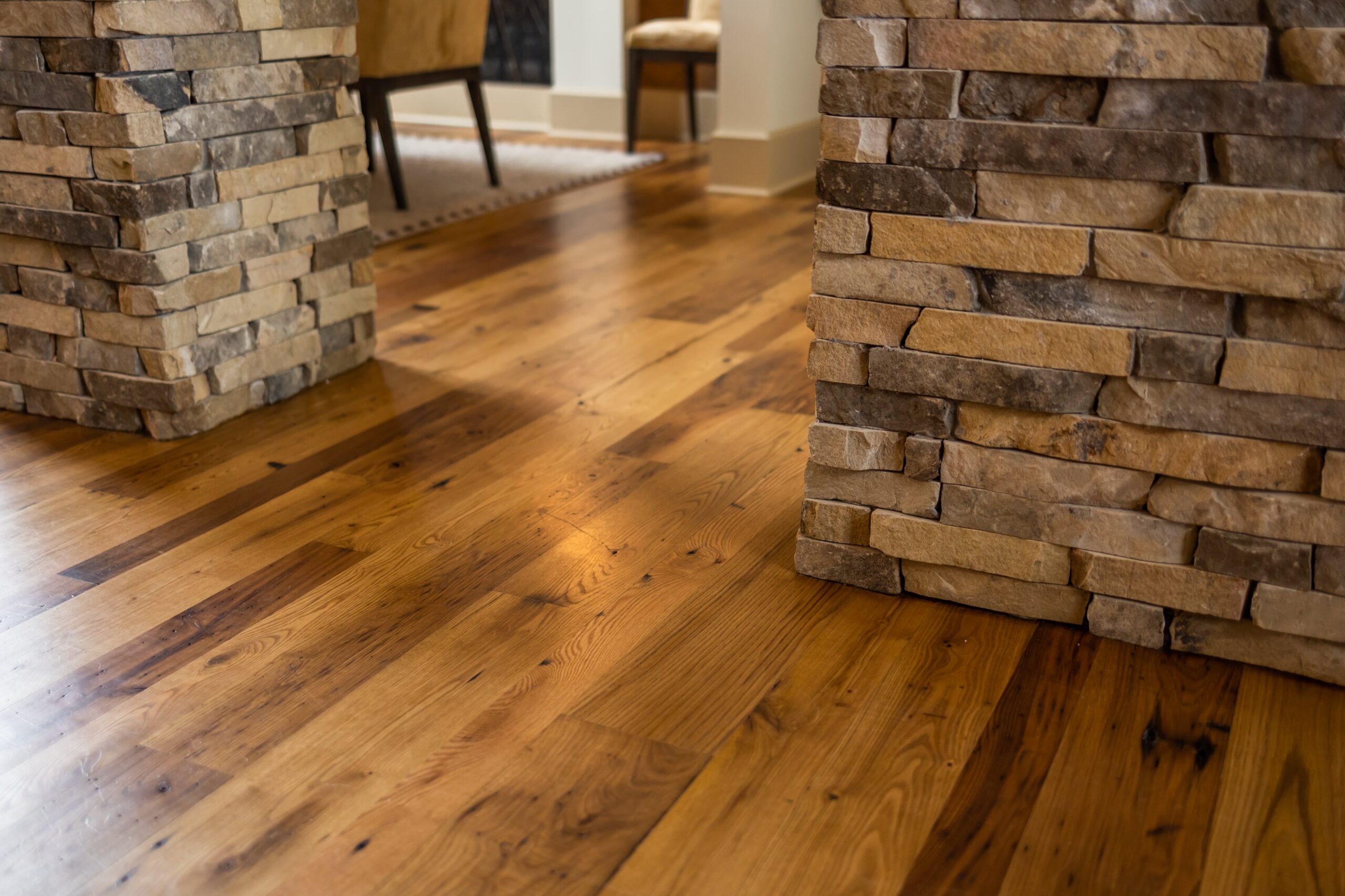 southend-reclaimed-antique-reclaimed-wormy-chestnut-flooring-33
