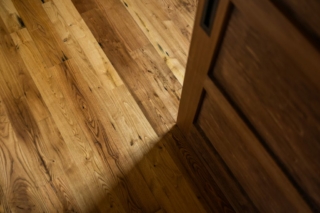 southend-reclaimed-antique-reclaimed-wormy-chestnut-flooring-41
