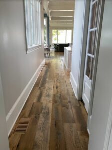 southend-reclaimed-original-face-skip-planed-white-oak-flooring-38