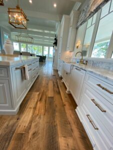 southend-reclaimed-original-face-skip-planed-white-oak-flooring-42