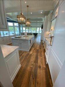 southend-reclaimed-original-face-skip-planed-white-oak-flooring-46