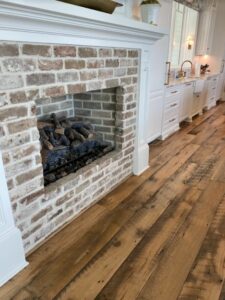southend-reclaimed-original-face-skip-planed-white-oak-flooring-70