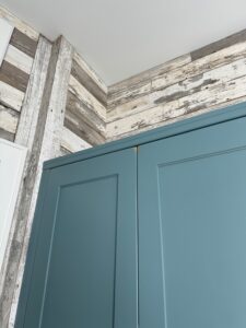 southend-reclaimed-faded-white-reclaimed-barnsiding-8