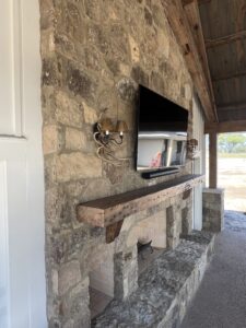 southend-reclaimed-original-face-reclaimed-antique-heart-pine-beams-red-oaks-plantation-14