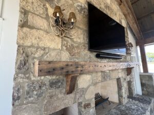 southend-reclaimed-original-face-reclaimed-antique-heart-pine-beams-red-oaks-plantation-16