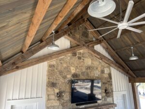 southend-reclaimed-original-face-reclaimed-antique-heart-pine-beams-red-oaks-plantation-6