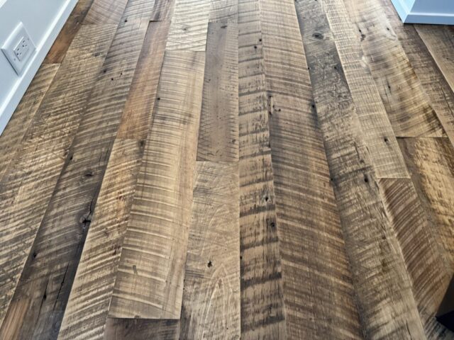 southend-reclaimed-original-face-reclaimed-mixed-hardwoods-barnplank-flooring-13