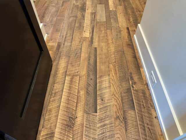 southend-reclaimed-original-face-reclaimed-mixed-hardwoods-barnplank-flooring-2