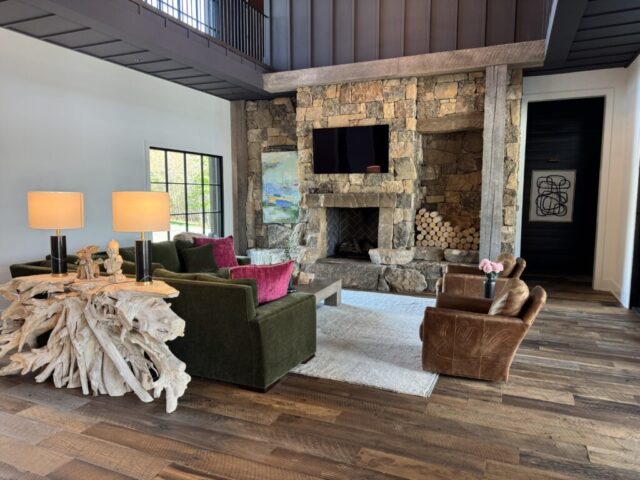 southend-reclaimed-original-face-reclaimed-oak-flooring-10