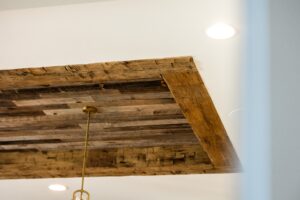southend-reclaimed-hand-hewn-box-beams-weathered-grey-barnsiding-8