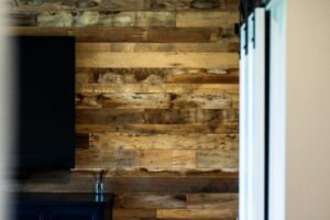 southend-reclaimed-original-face-mixed-hardwoods-wall-planking-3