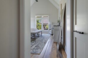 southend-reclaimed-original-face-skip-planed-reclaimed-oak-solid-plank-flooring-10