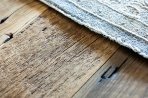 southend-reclaimed-original-face-skip-planed-reclaimed-oak-solid-plank-flooring-18