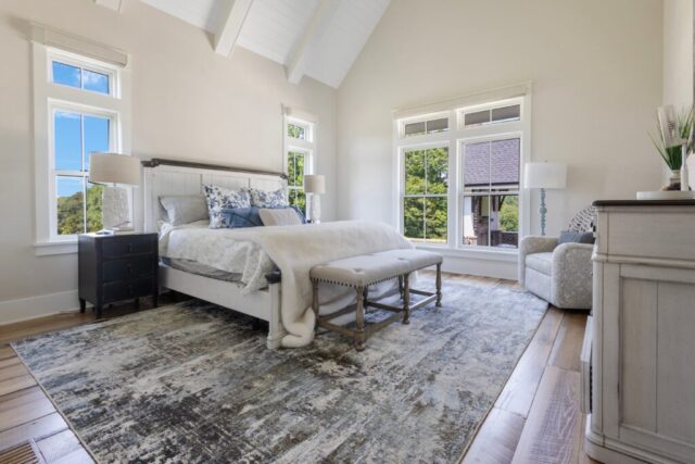 southend-reclaimed-original-face-skip-planed-reclaimed-oak-solid-plank-flooring-9