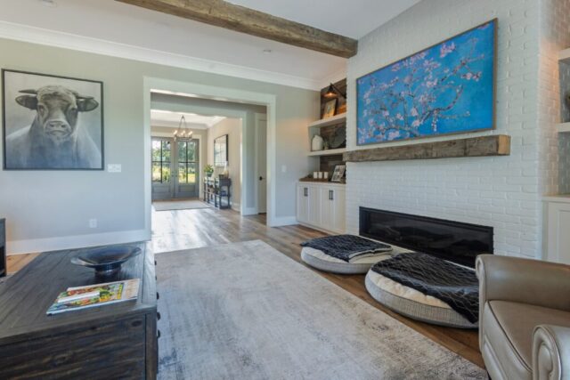 southend-reclaimed-original-face-skip-planed-reclaimed-oak-solid-plank-flooring-hand-hewn-box-beams-5