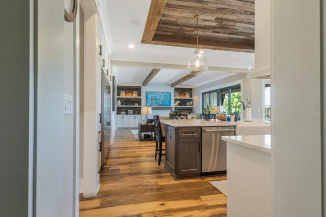 southend-reclaimed-original-face-skip-planed-reclaimed-oak-solid-plank-flooring-hand-hewn-box-beams-weathered-grey-barnsiding-2