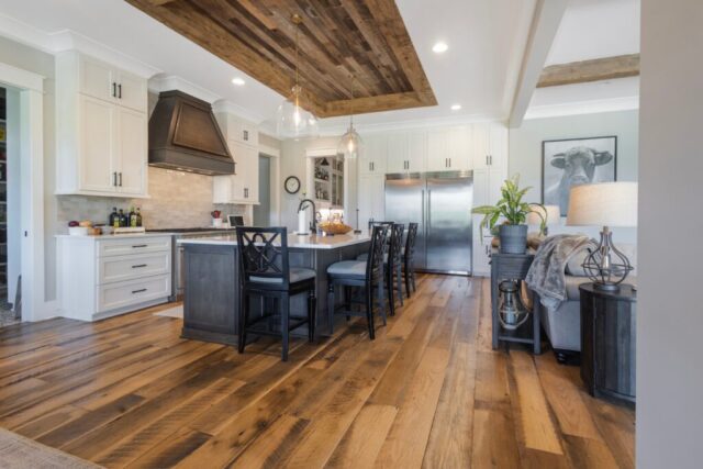 southend-reclaimed-original-face-skip-planed-reclaimed-oak-solid-plank-flooring-hand-hewn-box-beams-weathered-grey-barnsiding-4