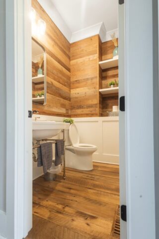 southend-reclaimed-original-face-skip-planed-reclaimed-oak-solid-plank-flooring-original-face-softwoods-wall-planking-2