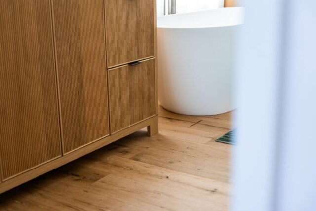 southend-reclaimed-reclaimed-antique -white-oak-flooring-smooth-face-26