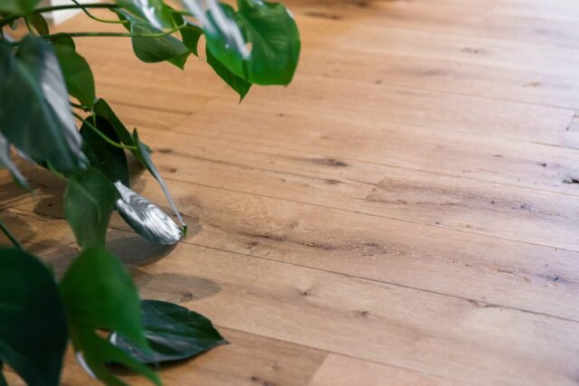 southend-reclaimed-reclaimed-antique -white-oak-flooring-smooth-face-29