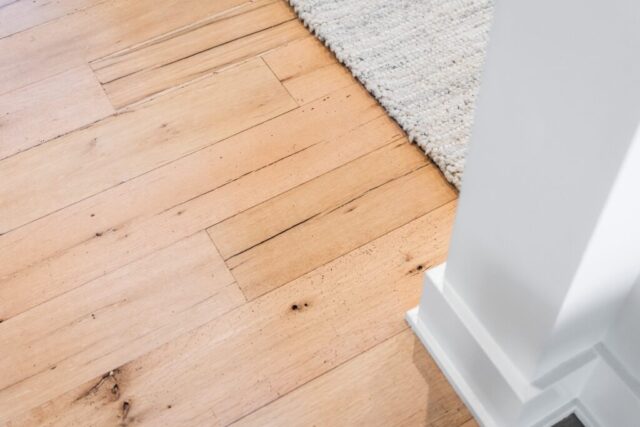 southend-reclaimed-reclaimed-antique -white-oak-flooring-smooth-face-31