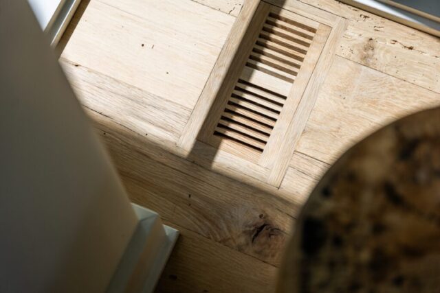 southend-reclaimed-reclaimed-antique -white-oak-flooring-smooth-face-34
