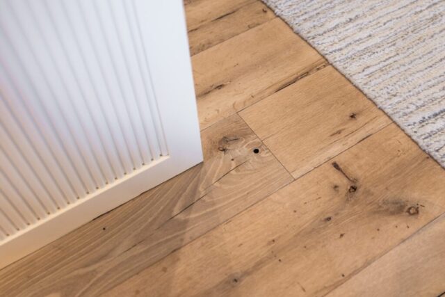 southend-reclaimed-reclaimed-antique -white-oak-flooring-smooth-face-36