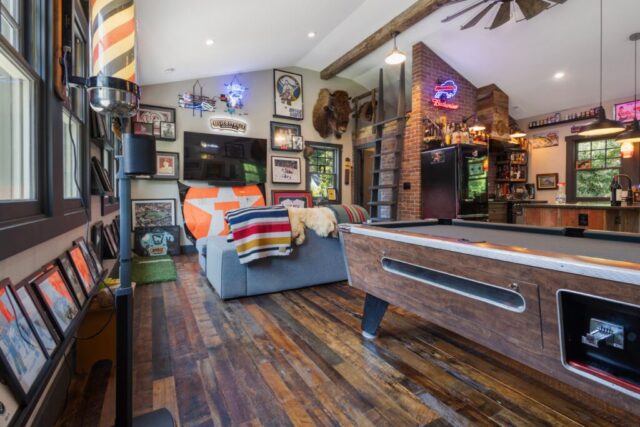 southend-reclaimed-original -face-mixed-hardwoods