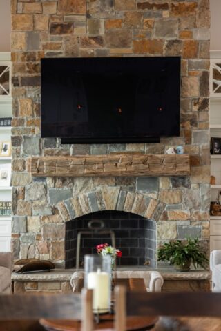 Reclaimed Solid Mantel
