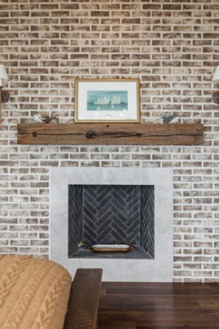 Reclaimed Solid Mantel