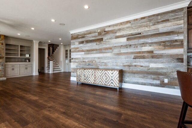 Weathered Grey Barnsiding Wall Paneling