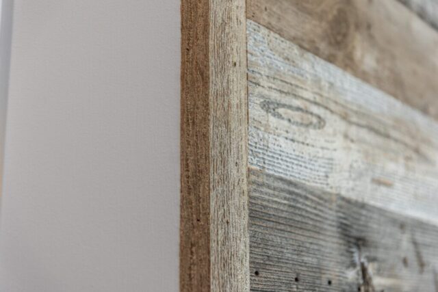 Weathered Grey Barnsiding Wall Paneling