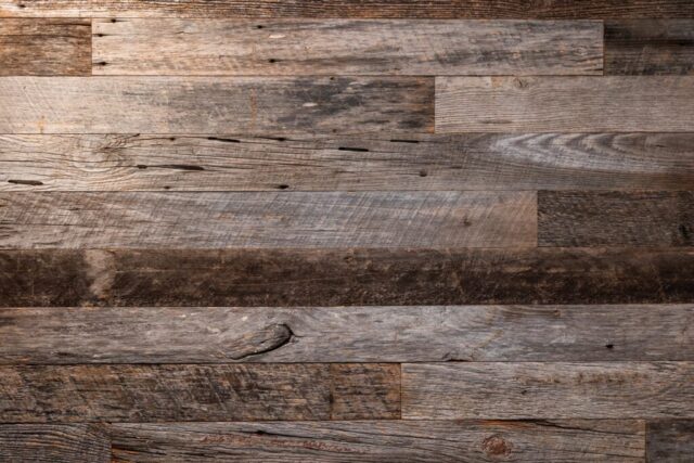 Reclaimed Weathered Grey Barnsiding
